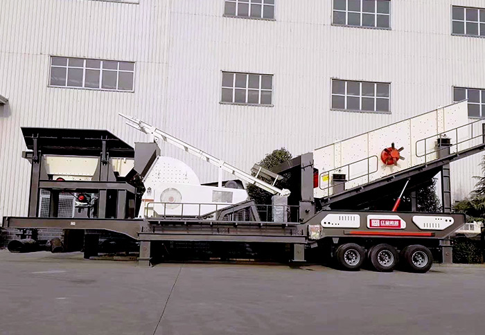 Mobile Crushing and Screening Plant