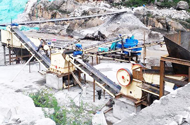 Expert Suggestions on the Selection of Aggregates Production Machines