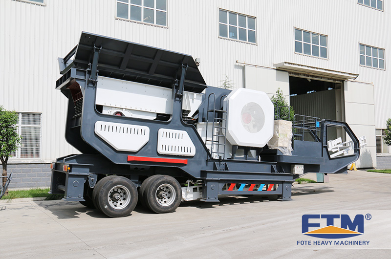 a new type of mobile crusher