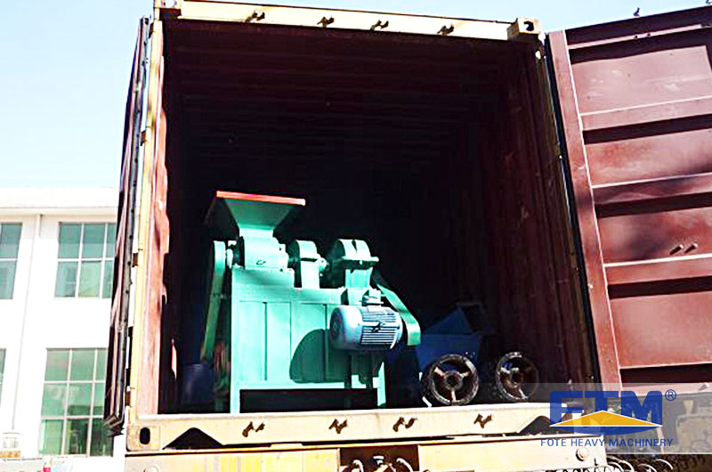 Fote Charcoal Briquetting Machine in Shipment.jpg