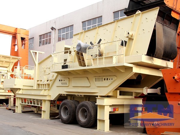 Mobile Impact Crusher Turns Construction Waste into Treasure